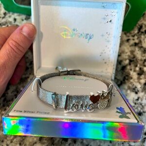 Disney Minnie Mouse Moveable Charm thick band bracelet